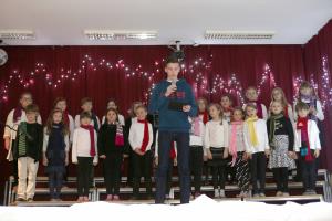 BOŽIČNO NOVOLETNI KONCERT 01 FOTO LJUBO VUKELIČ